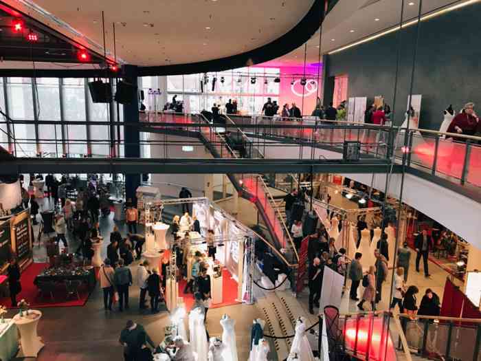 Hochzeitsmesse Herz an Herz Lübeck Hochzeitsmesse Herz an Herz Lübeck MuK Musik und Koggresshalle