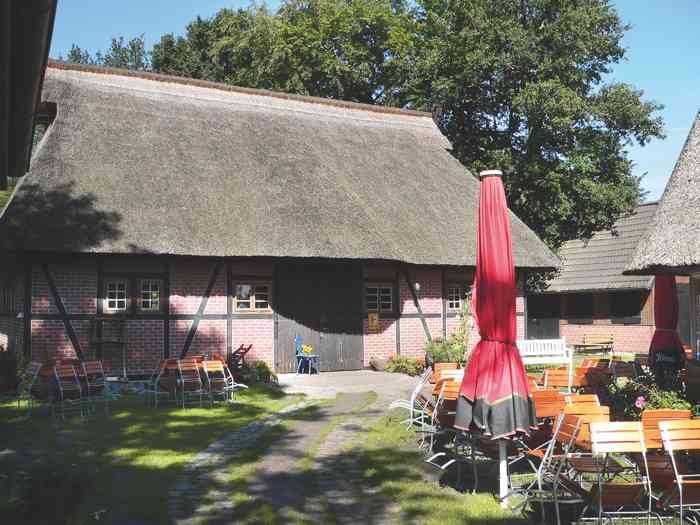 Die Festscheune des Heimatmuseums ist Trauort des Standesamtes Zingst.