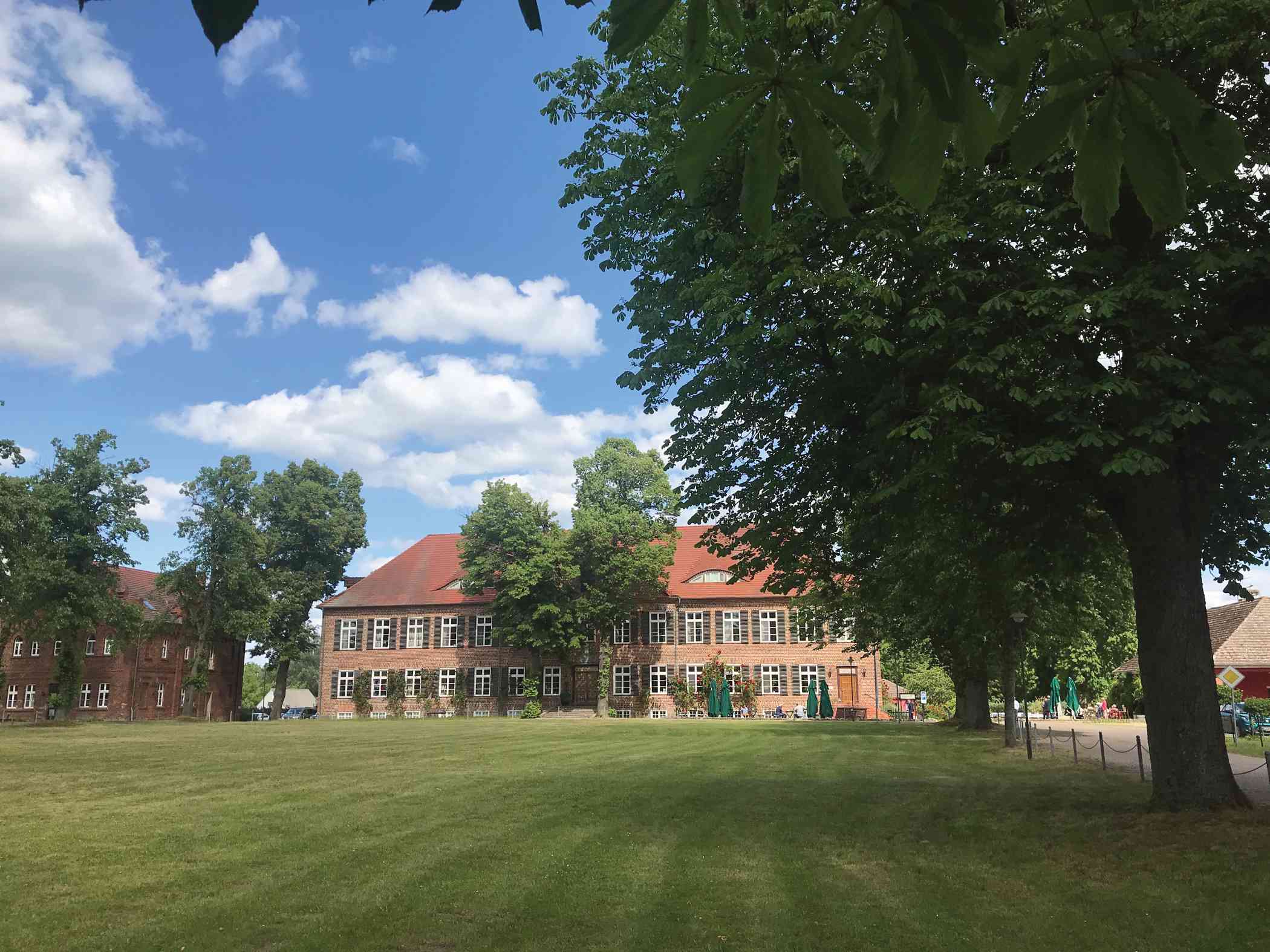 Heiraten im Gutshaus Ludorf – der Barocksaal als Trauzimmer