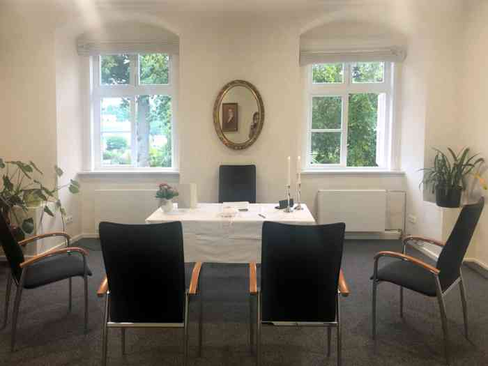 Im Rathaus Winsen (Aller) werden Hochzeitspaare im von-Reden-Zimmer getraut.