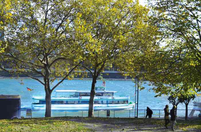 Hochzeitslocation Weisse Flotte Fahrgastschiffahrt Rhein