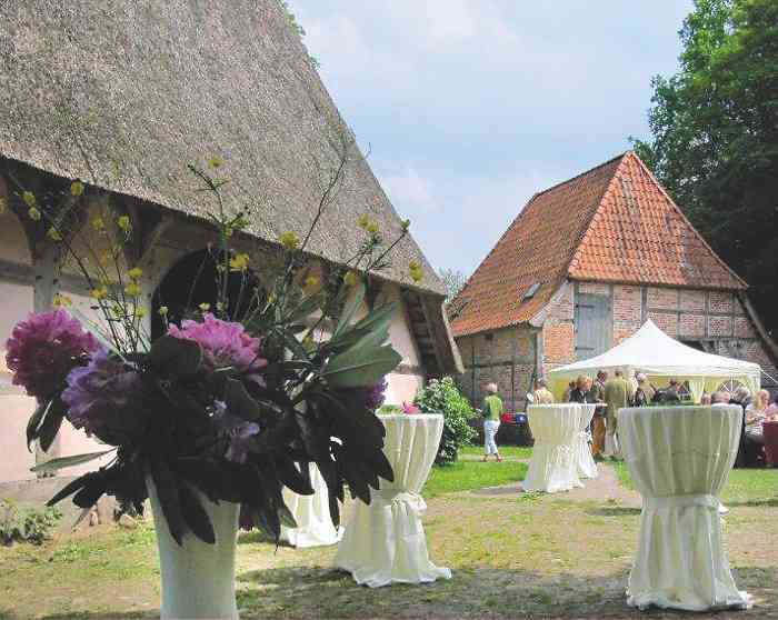 Außentraustelle Sniers Hus Das Sniers Hus ist Außentraustelle vom Standesamt Buchholz in der Nordheide