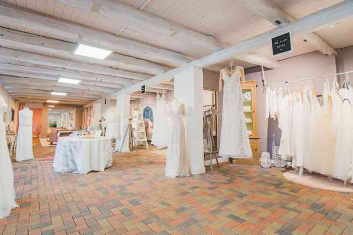 Brautkleid Brautkomplizen