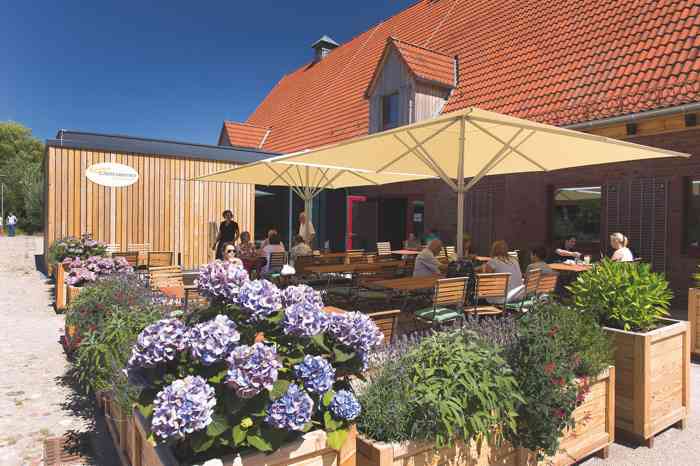 Kleinhuis Gartenbistro auf Gut Karlshöhe Kleinhuis Gartenbistro auf Gut Karlshöhe