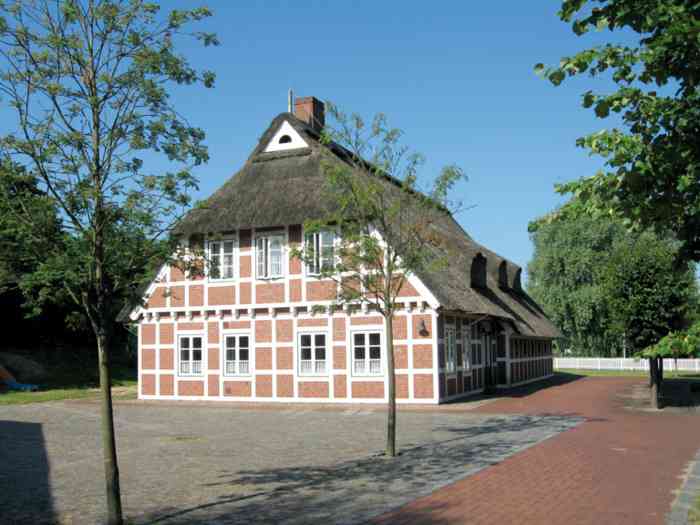 Op de Deel - Auf der Diele können sich Hochzeitspaare vom Standesamt Hemmoor trauen lassen. Kulturdiele Hemmoor