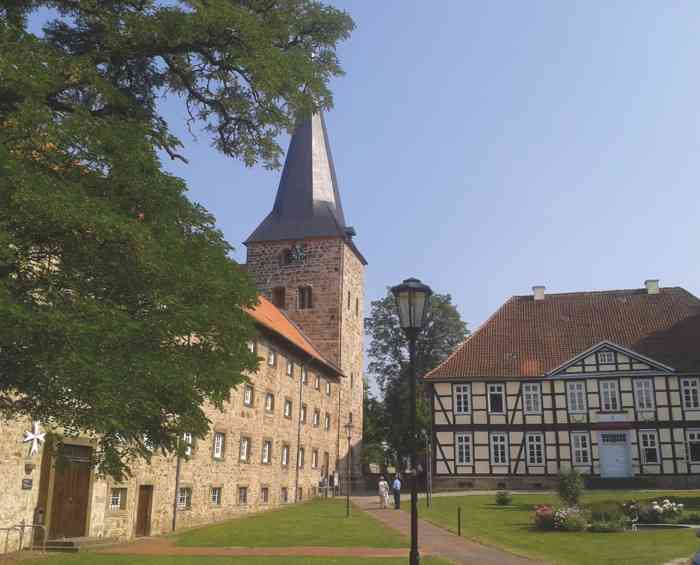 Kloster Wennigsen Trauort vom Standesamt Wennigsen