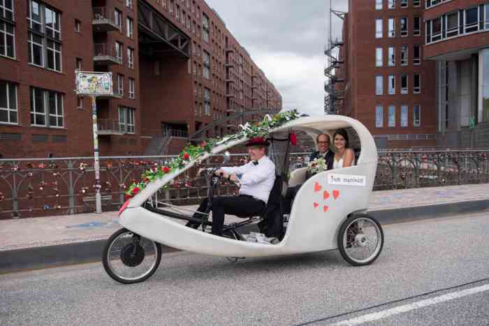 Hamburg by Rickshaw Hochzeitsrikscha Hamburg by Rickshaw Hochzeitsrikscha in der Speicherstadt