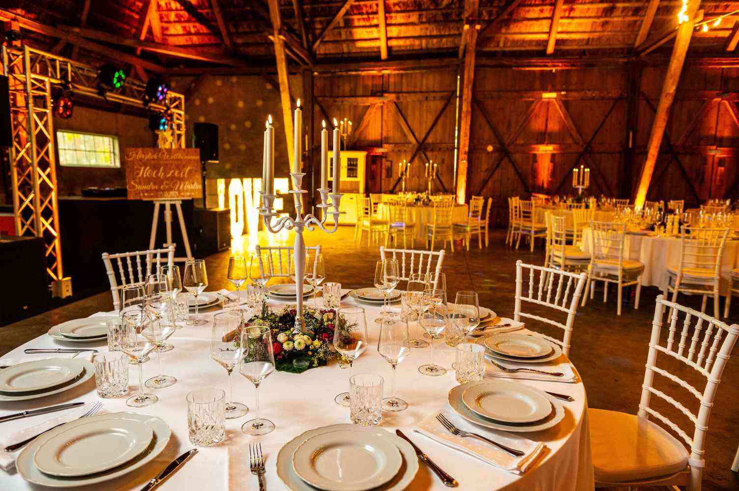 Hochzeit feiern in der Scheune auf Gut Seestermühe bei Pinneberg